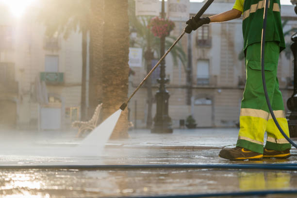Best Deck Cleaning Services  in Plymouth, OH